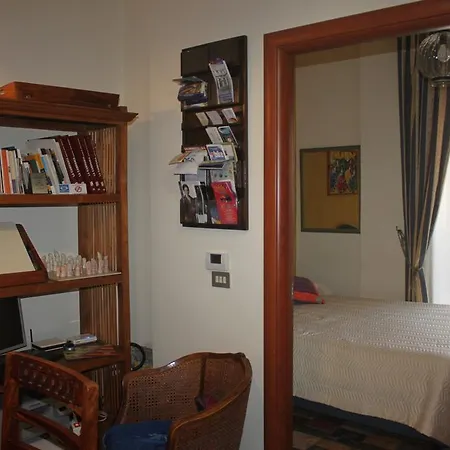 Casamiranapoli Bed & Breakfast 3*