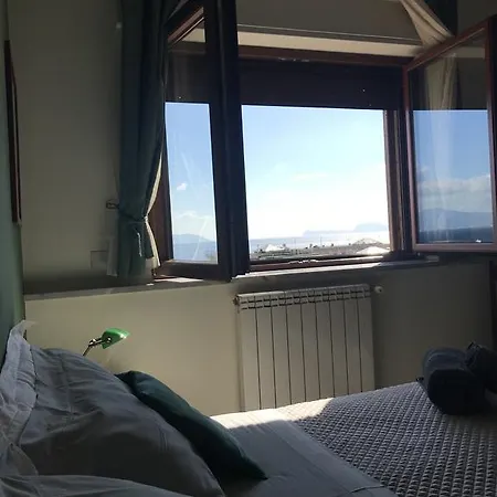Casamiranapoli Bed & Breakfast 3*