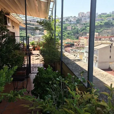Casamiranapoli 4* نابولي