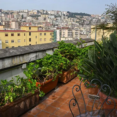 فندق مبيت وإفطار Casamiranapoli 4*