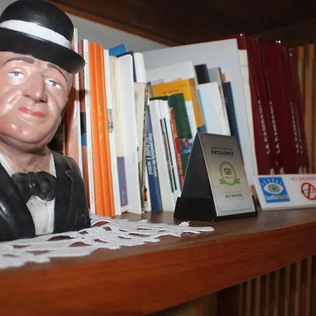 Casamiranapoli Bed & Breakfast 4*