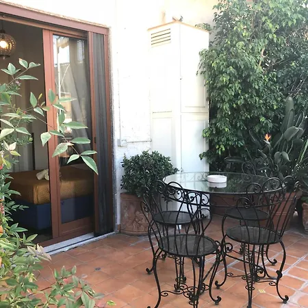 Casamiranapoli Nocleg ze śniadaniem 4*